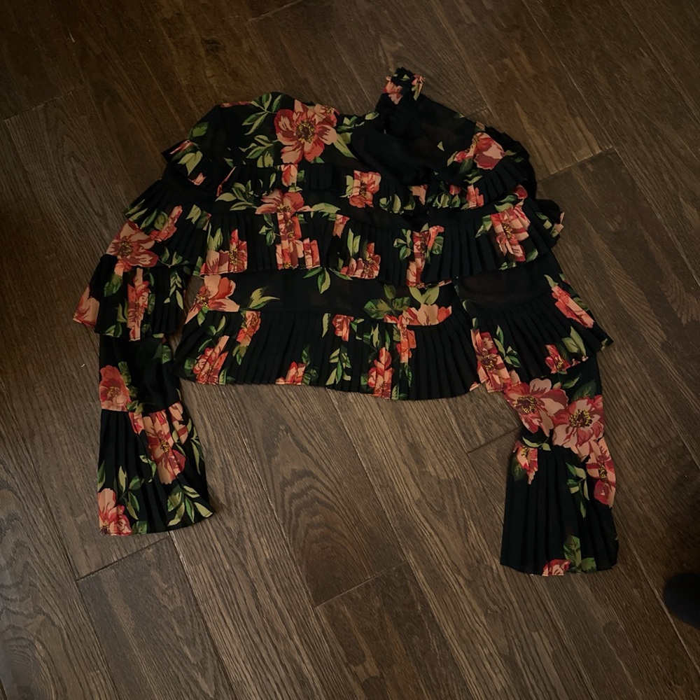 Forever 21 Black Floral Pleated Blouse